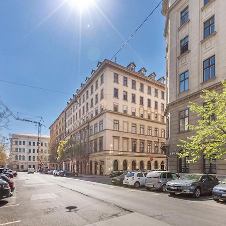Freedom Apartment Near Parlament With Ac Budapest Eksteriør billede