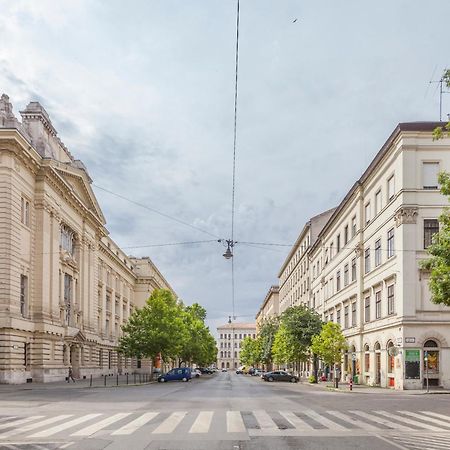 Freedom Apartment Near Parlament With Ac Budapest Eksteriør billede